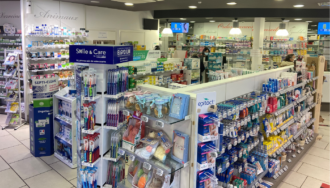 Photo pharmacie centre commercial aigrefeuille d'aunis